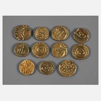 Konvolut indische Kleingoldmünzen111