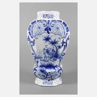 Barocke Fayence Vase111