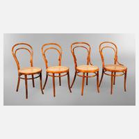 Vier Stühle Thonet111