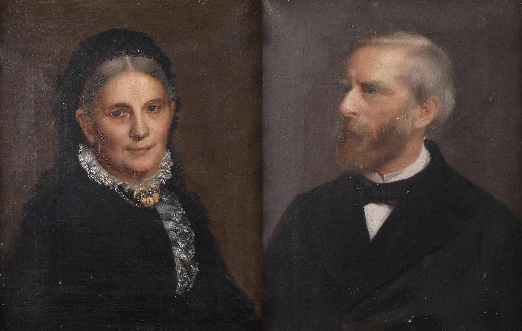 Portraitpendants Prof. Wilhelm Peters und Gattin