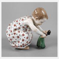Meissen ”Kind mit Puppe, tanzend”111