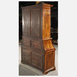 Feiner Aufsatzsekretär