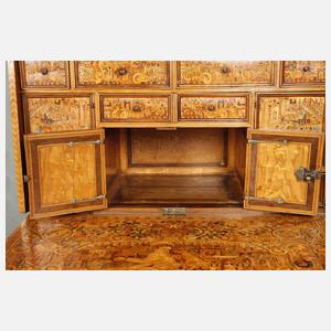 Feines Renaissance-Kabinett