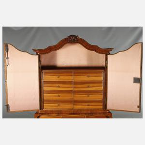 Feiner Aufsatzsekretär