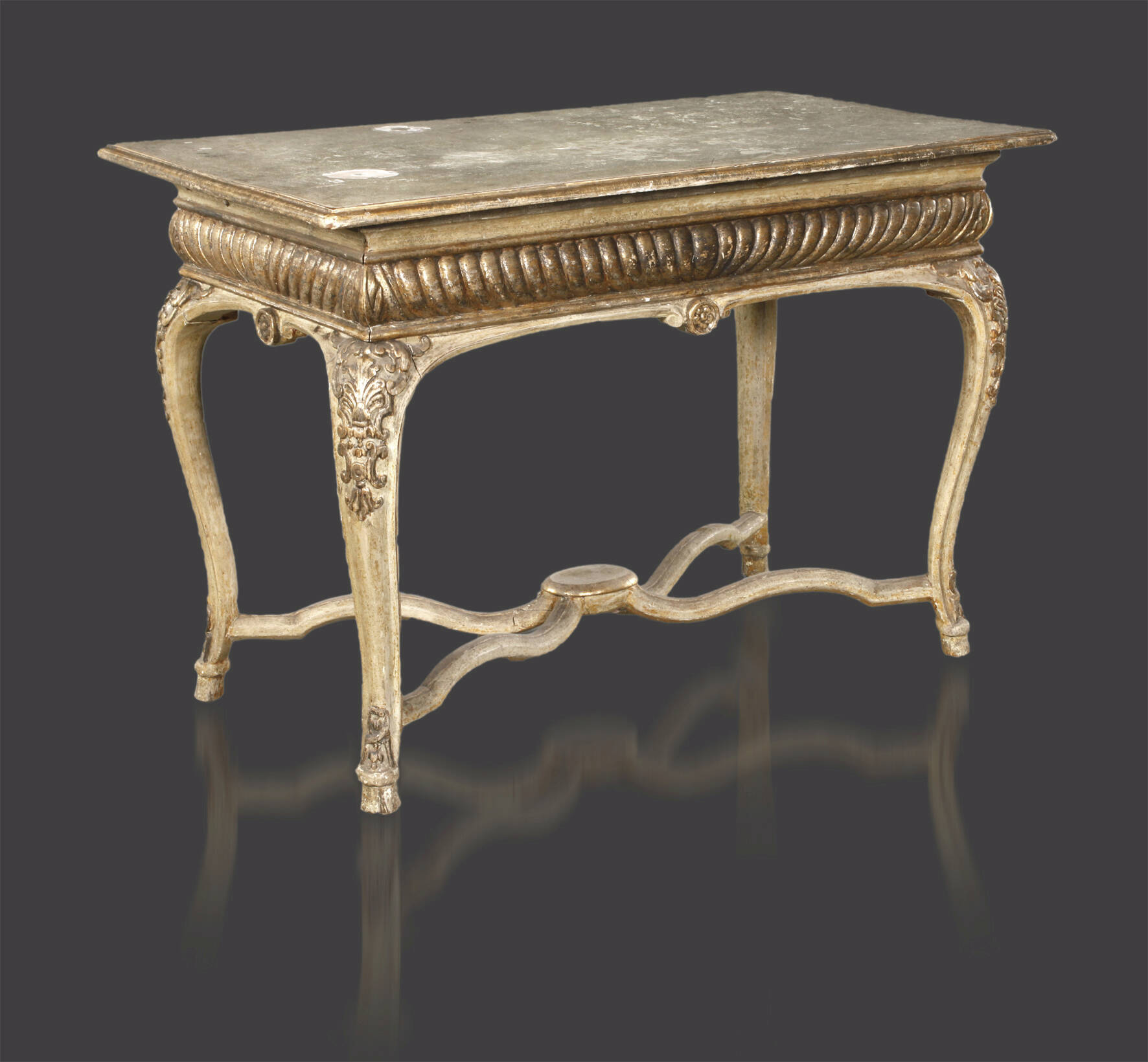 Rehfußtisch Dresden um 1730