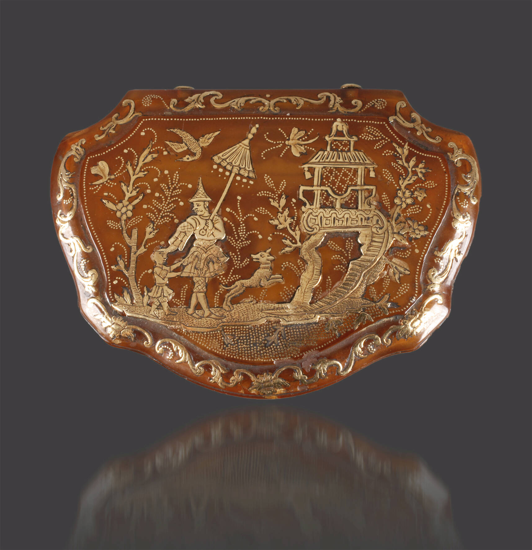 Feine Gold-Piqué-Tabatiere