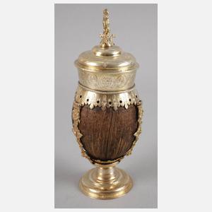 Seltener Kokosnusshumpen