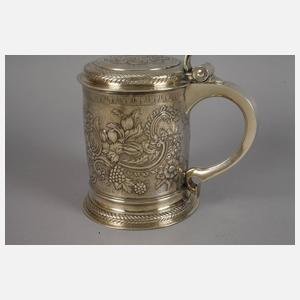 Übergroßer Silberhumpen