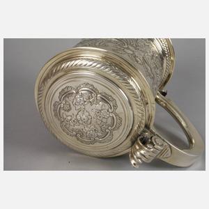 Übergroßer Silberhumpen