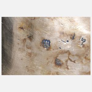 Übergroßer Silberhumpen