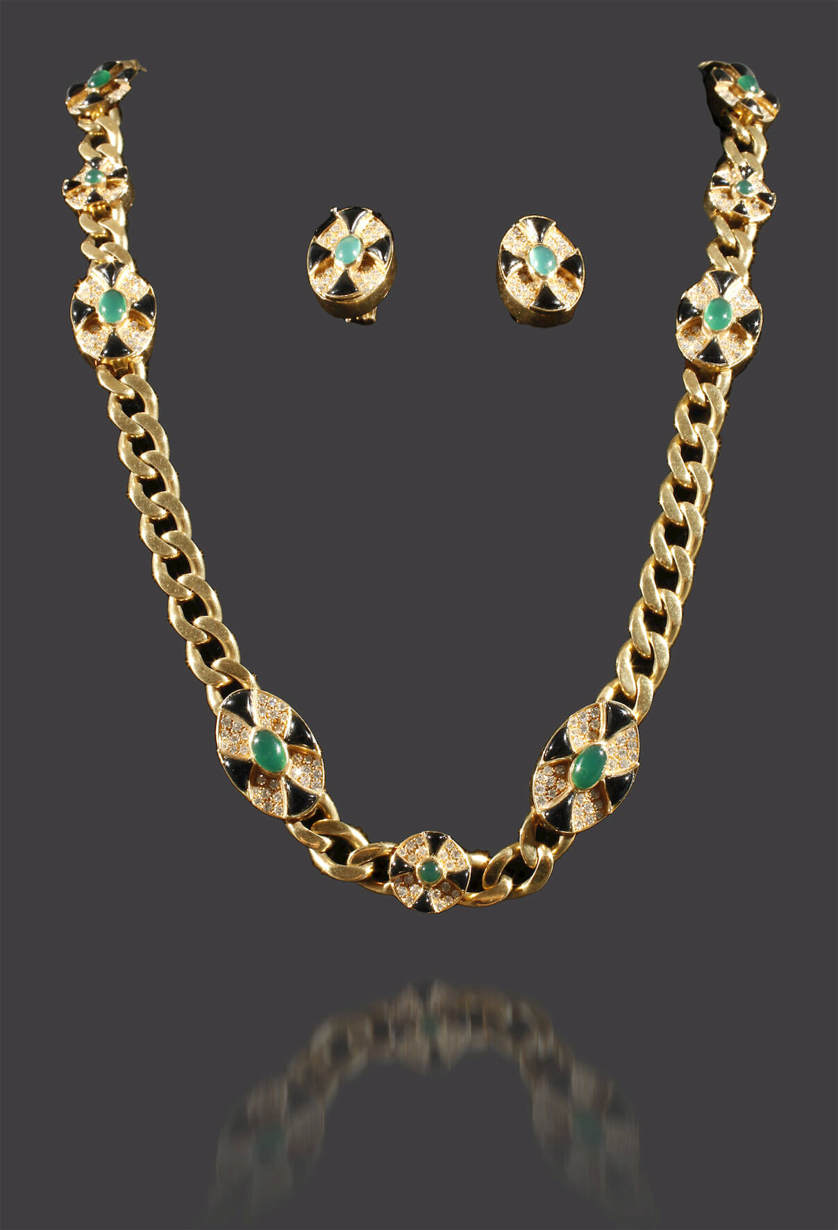 Schmuckset mit Diamanten und Farbsteinen