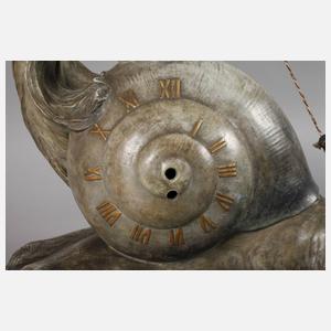Goldscheider übergroße Figurenuhr "Weinbergschnecke"
