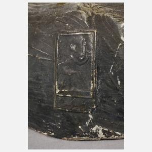 Goldscheider übergroße Figurenuhr "Weinbergschnecke"