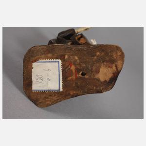 Zwei figürliche Schnitzereien