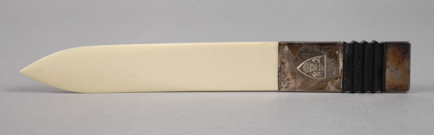 Elfenbeinimitat Brieföffner Blankenburg