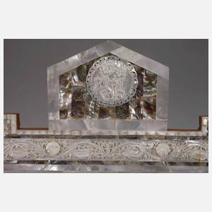 Große Perlmuttschnitzerei