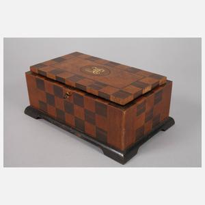 Intarsierte Schatulle