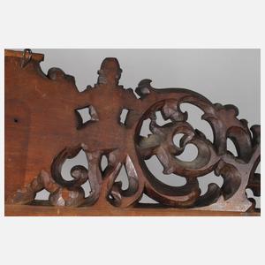 Geschnitzte Supraporte