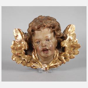 Geschnitztes Engelshaupt