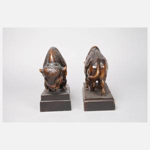 Paar geschnitzte Buchstützen