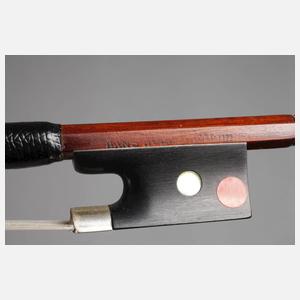 Violine Antoniazzi im Etui