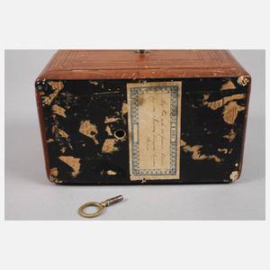 Necessaire mit Spieluhr