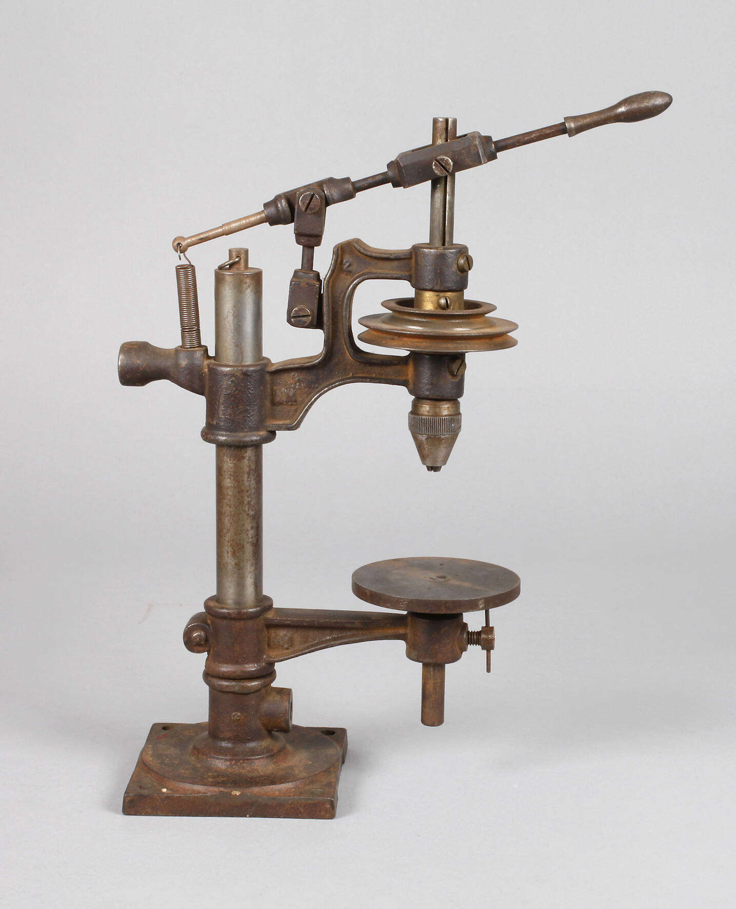 Miniaturbohrmaschine für Uhrmacher