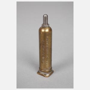 Zwei historische Feuerzeuge