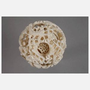 Elfenbein Kugel-in-Kugel