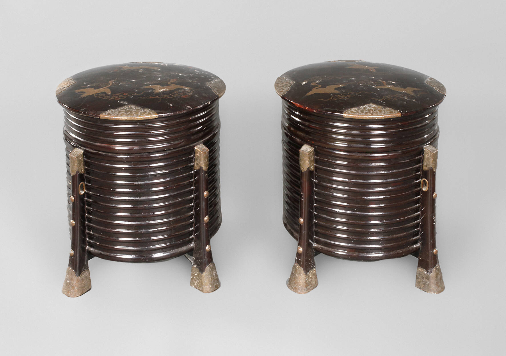 Paar Hocker mit Aufbewahrung