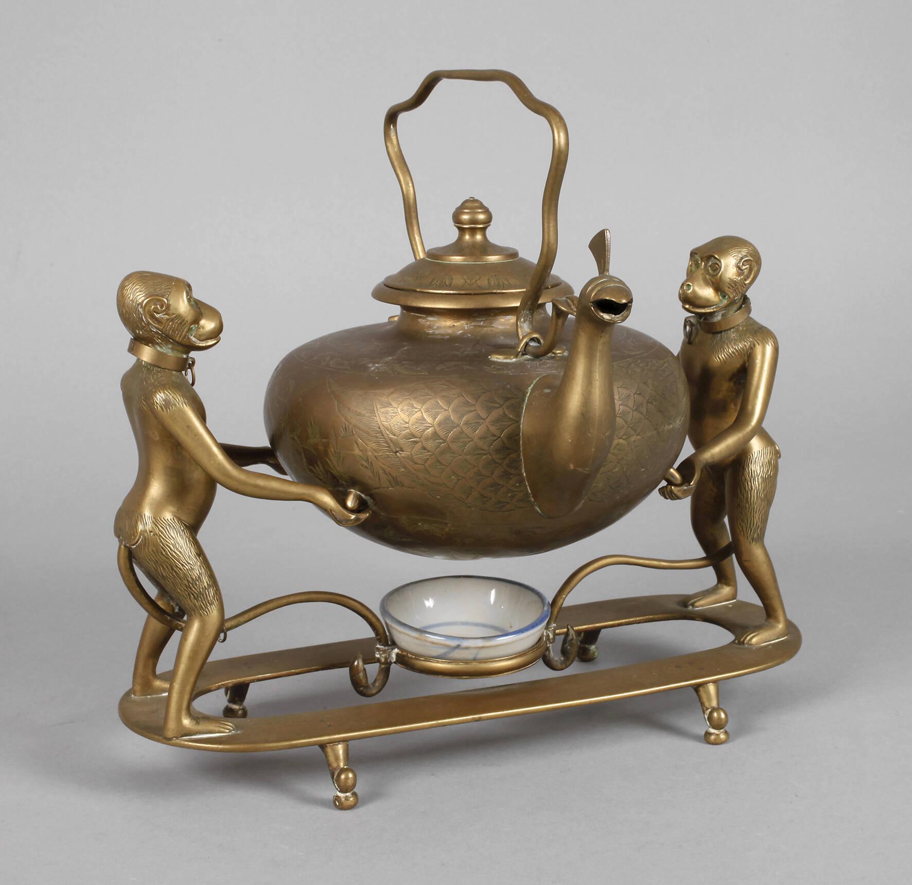 Teekanne mit Rechaud