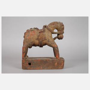 Geschnitzte Pferdeplastik
