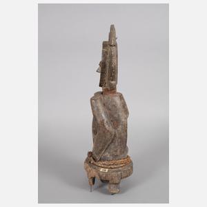 Figürliche Schnitzerei