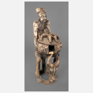 Große figürliche Schnitzerei