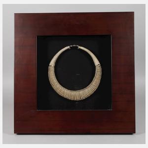 Aufwendiges Collier