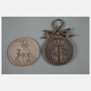 Drei Abzeichen Reuß