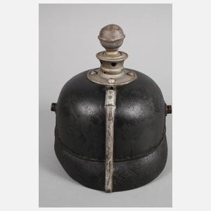 Kinder-Pickelhaube um 1900