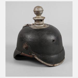 Kinder-Pickelhaube um 1900