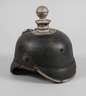 Kinder-Pickelhaube um 1900