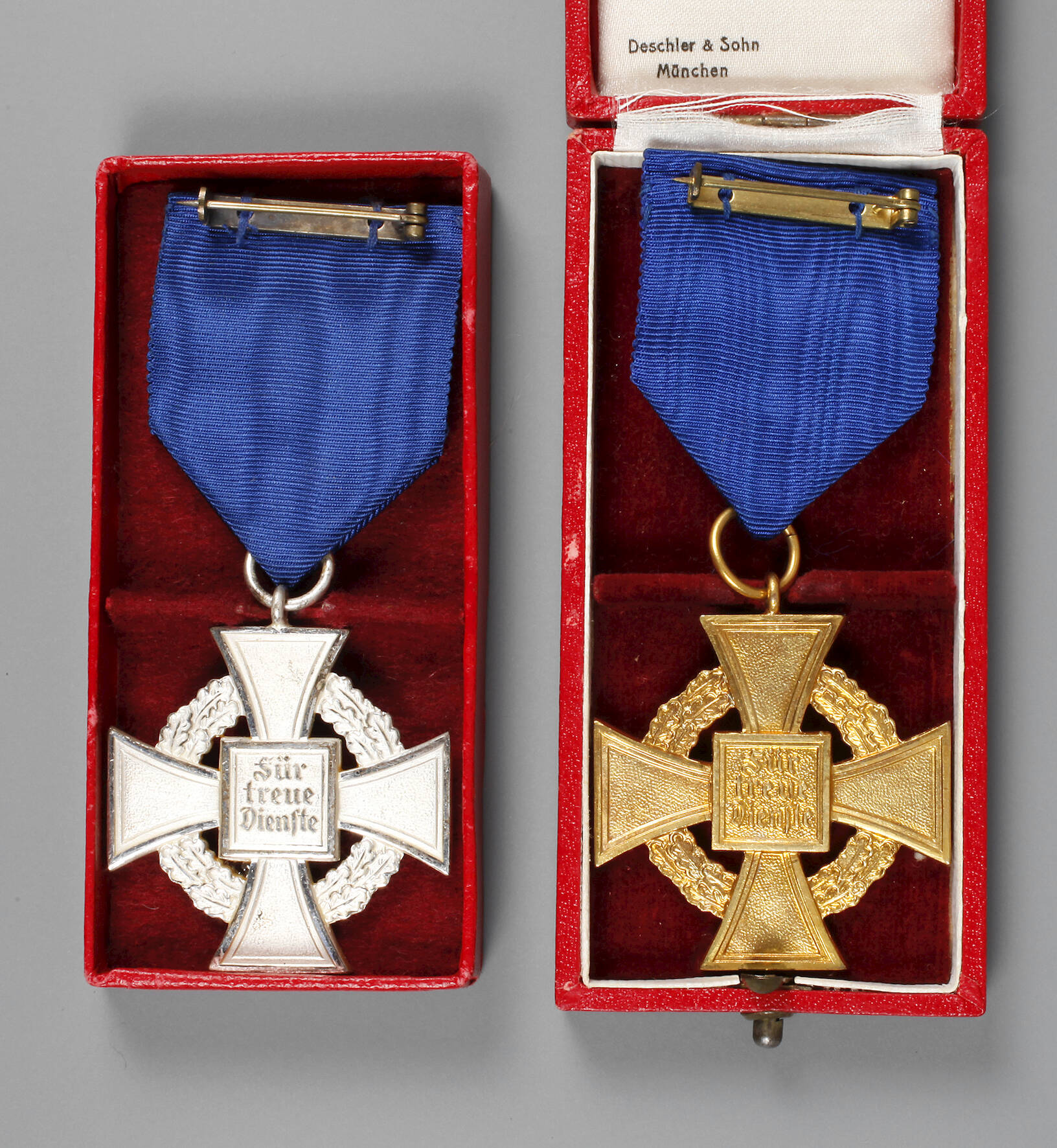 Konvolut Treudienst-Ehrenzeichen