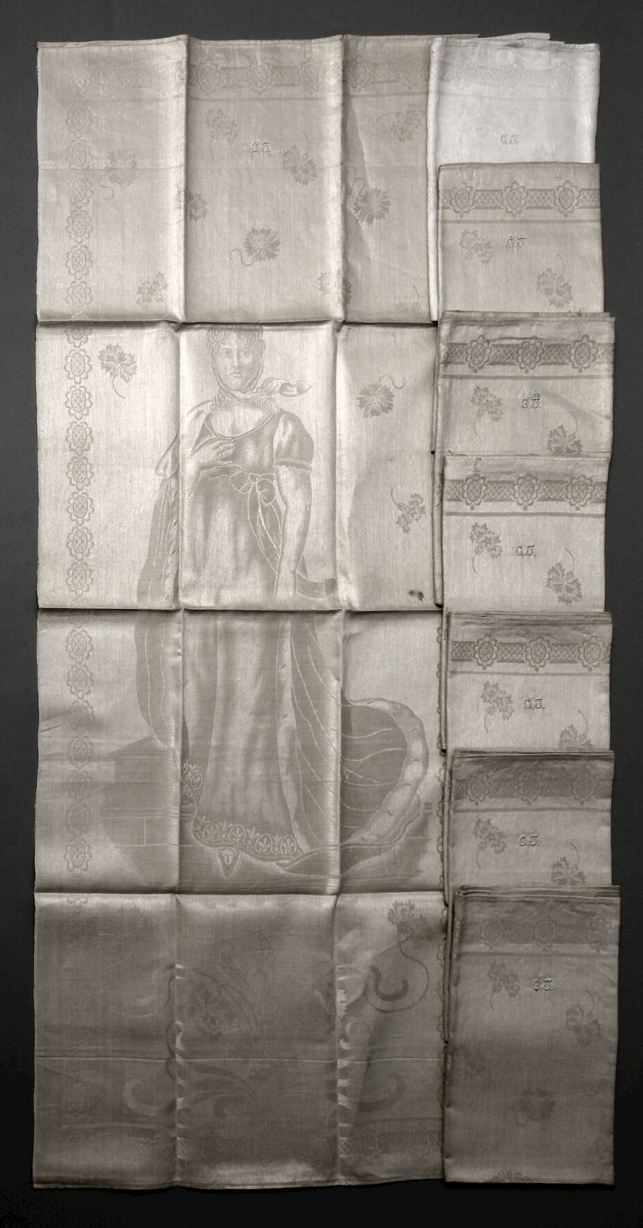 Acht Gebildhandtücher