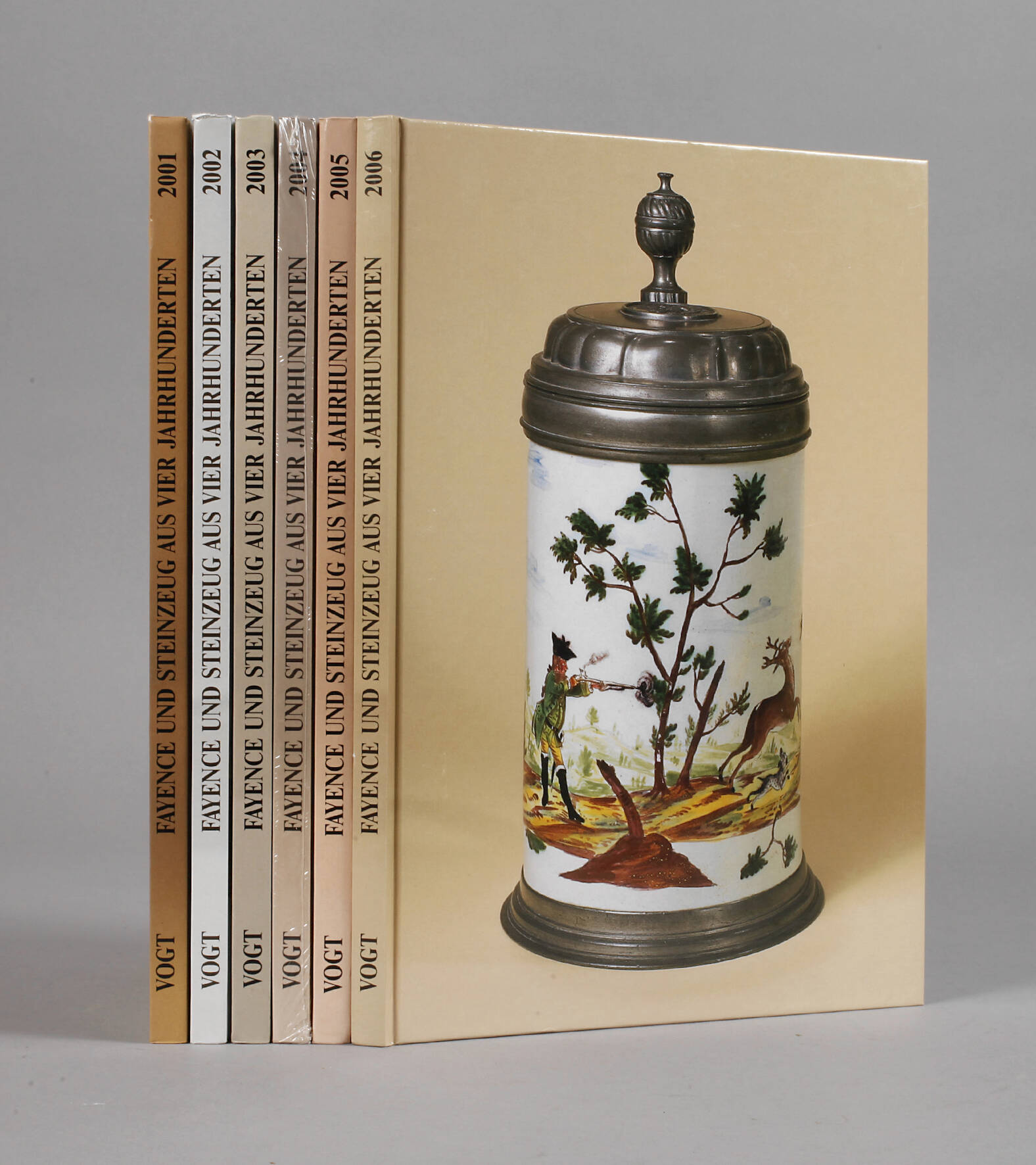 Konvolut Kataloge "Fayence und Steinzeug aus vier Jahrhunderten"