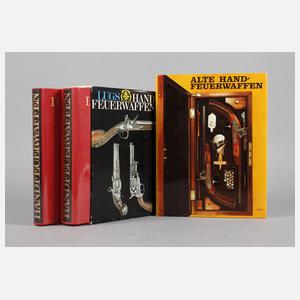 Konvolut Handbücher Schusswaffen