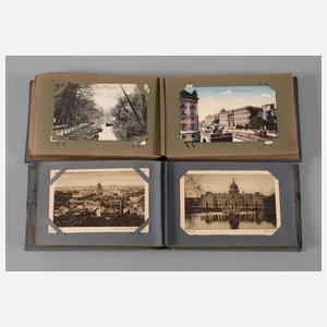 Zwei Ansichtskartenalben Berlin und Potsdam