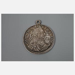 Drei gehenkelte historische Münzen