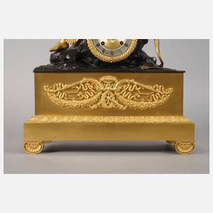 Bronzependule "Amor"