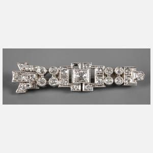 Brosche mit Diamanten