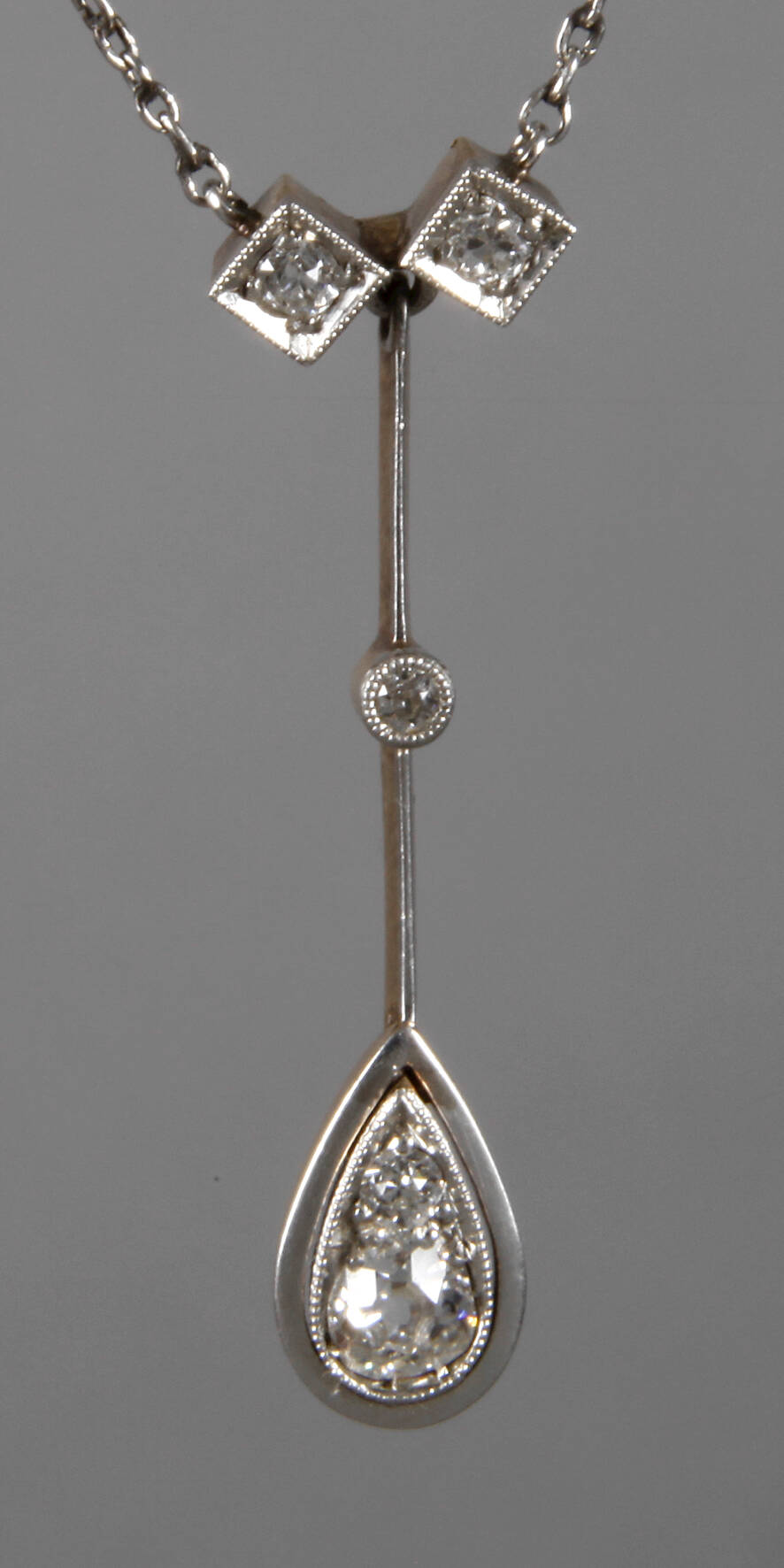 Collier mit Diamanten