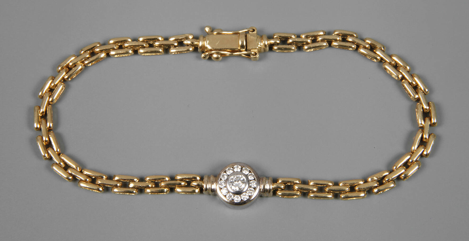 Armband mit Brillanten