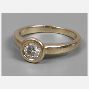 Damenring mit Brillant